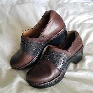 ARIAT Tambour Clog Women's 7B